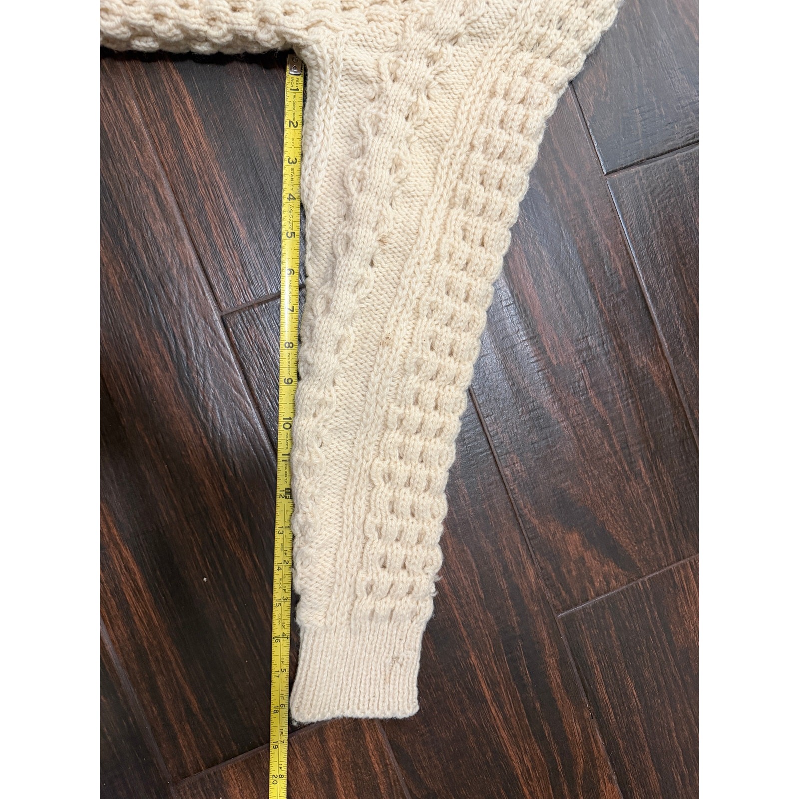 Vintage Dolmen Irish Aran Cable Knit Sweater 100% Pure Wool Cream Unisex M