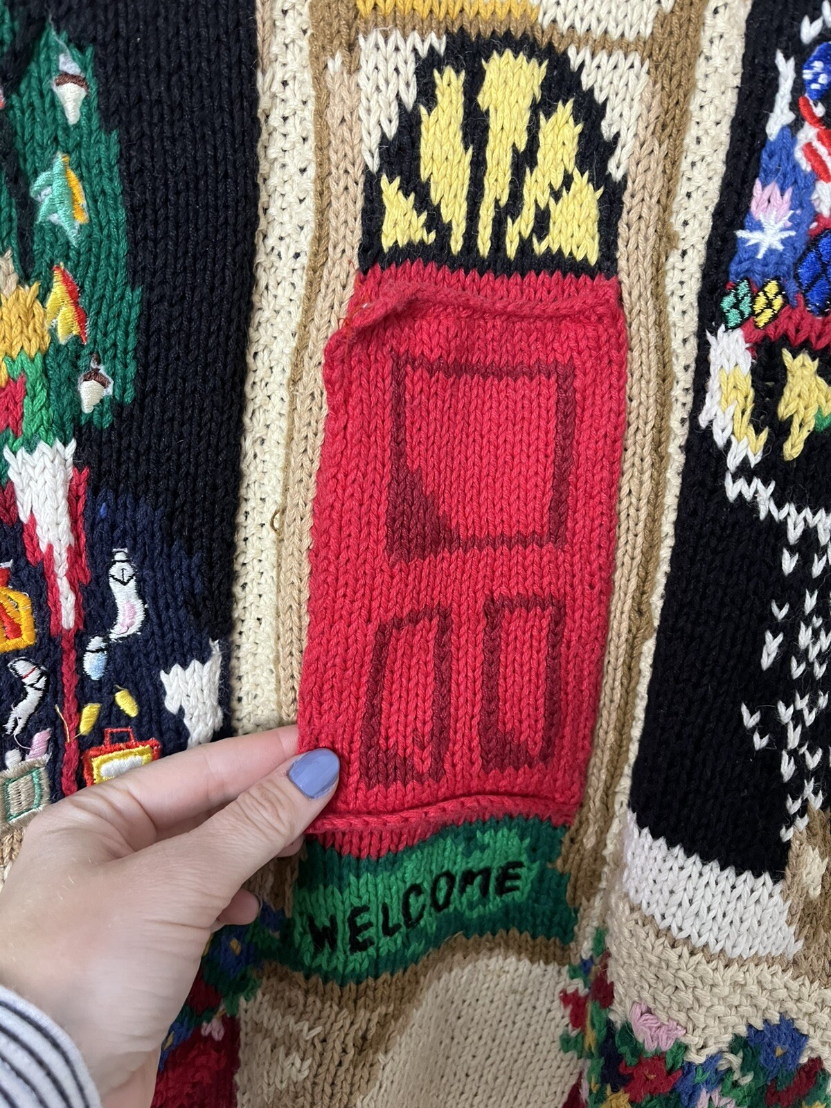 The Eagle’s Eye Specialty Shopping Novelty Sweater Hand Knit 1994 Size M