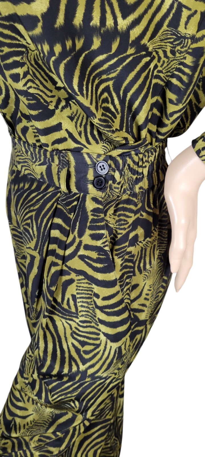 Vintage Ann May 100% Silk Zebra Green & Black Animal Blouse & Pant Suit Set 8