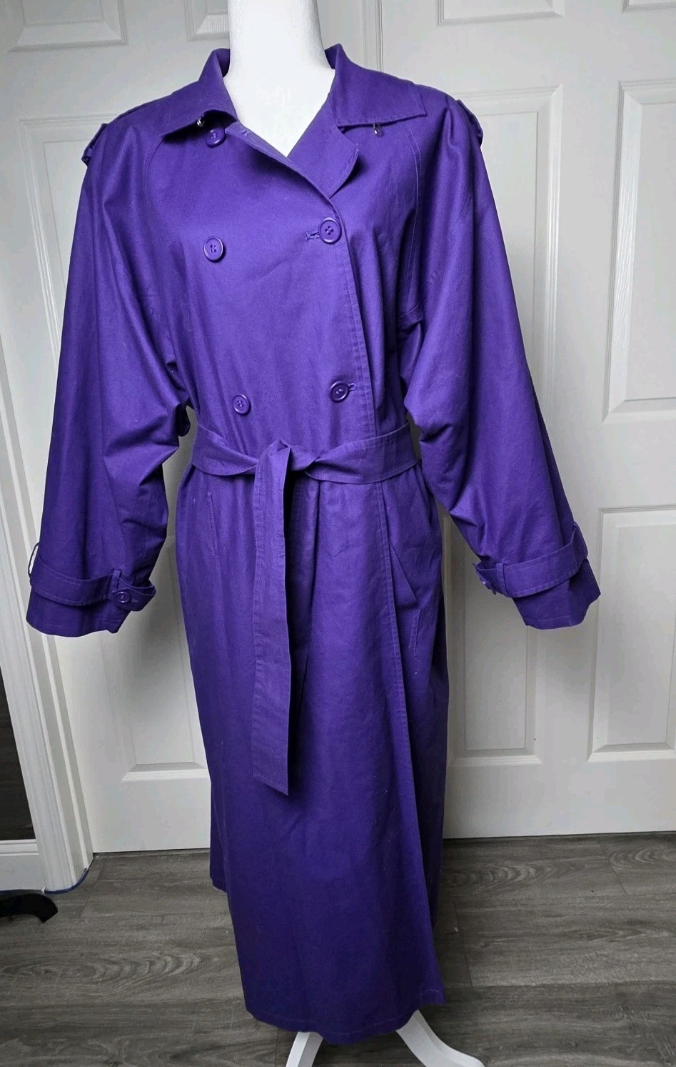 I. Magnin Vintage Women’s 12 Purple Trench Coat 80s 90s Belted Swing Long Lined