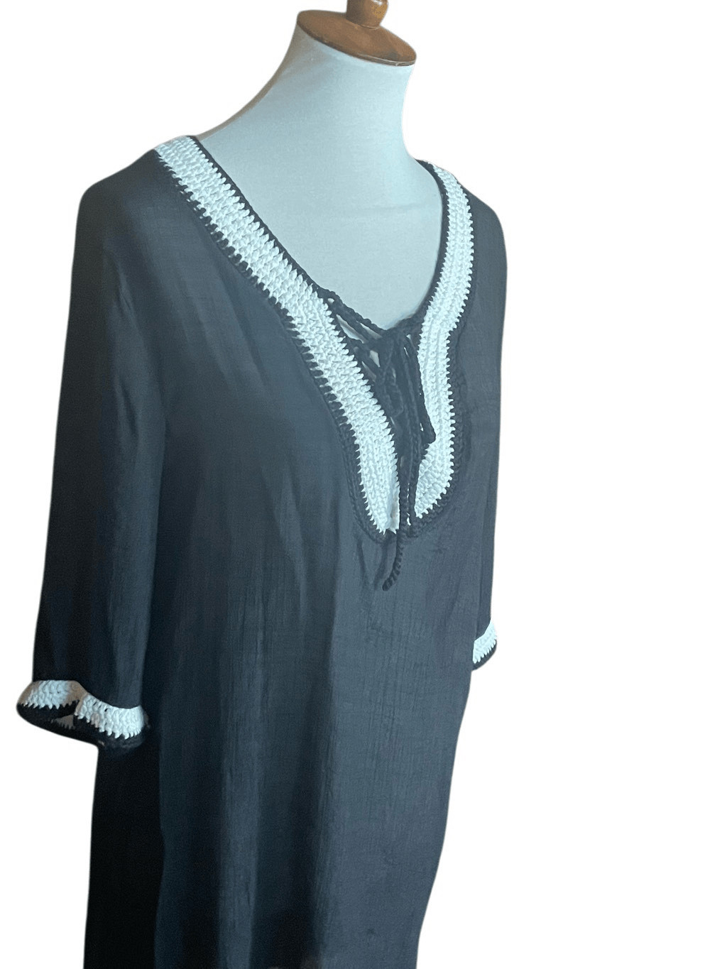 Divas Limited Black Summer Cover Up Loungewear Size Small-NWT