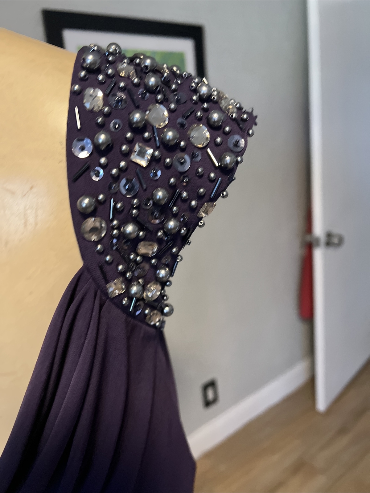 VTG MAGGY LONDON PURPLE RUCHED W/BEADED GEMS SHORT SLEEVES DRESS STUNNING xb8
