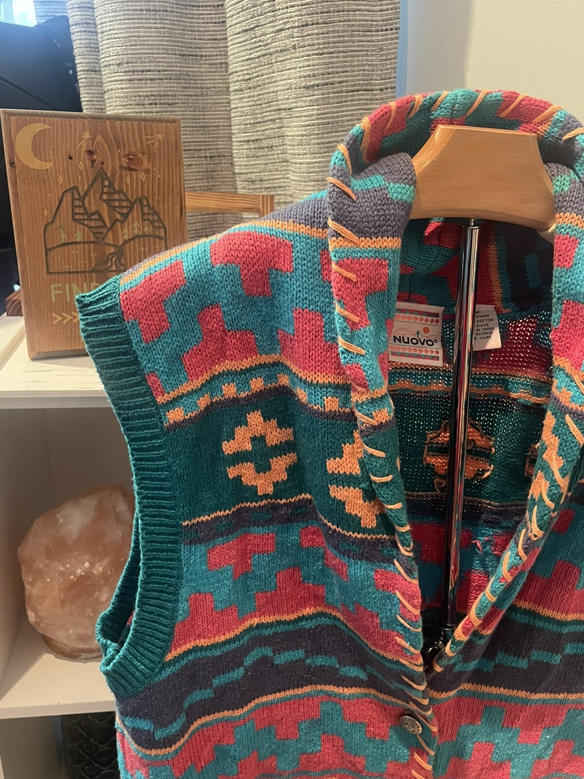 RARE Vintage Southwestern Sweater Vest Size Medium Colorful Plant Fiber Fabric