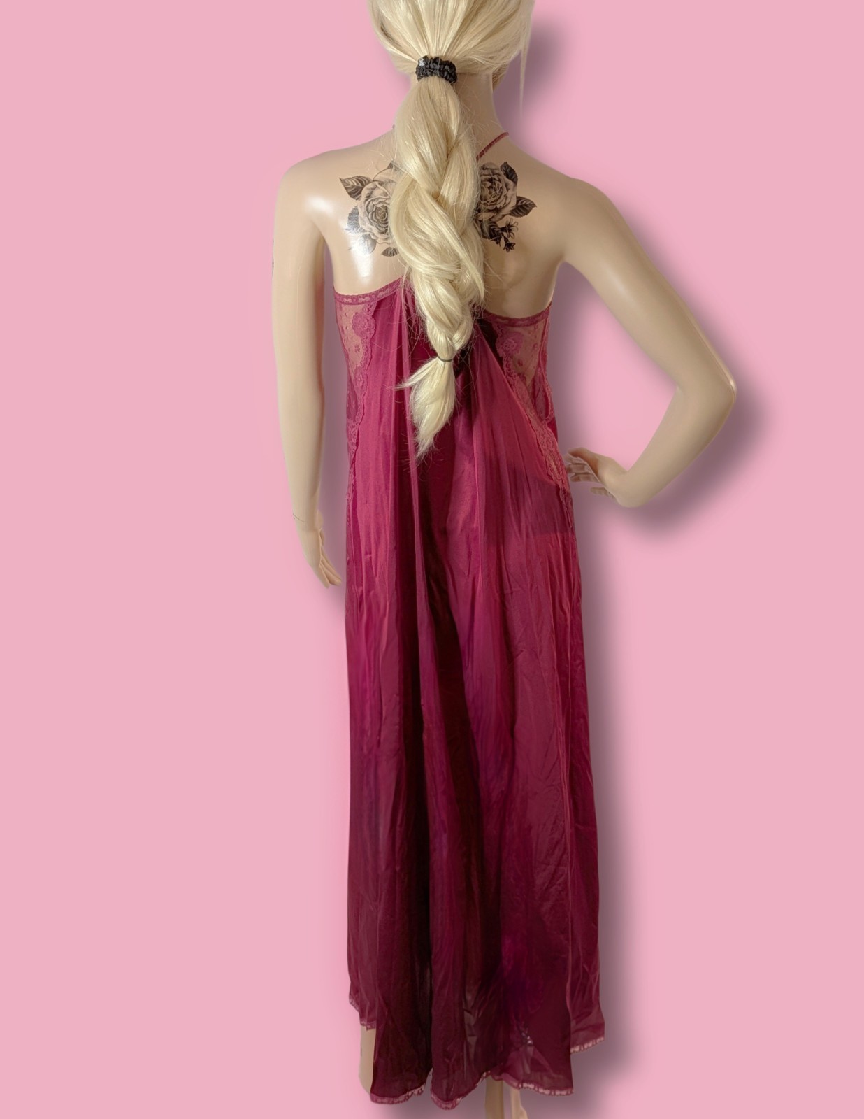 Vintage JCPenney Lingerie Valentine’s Day Satin and Lace Nightgown Size M