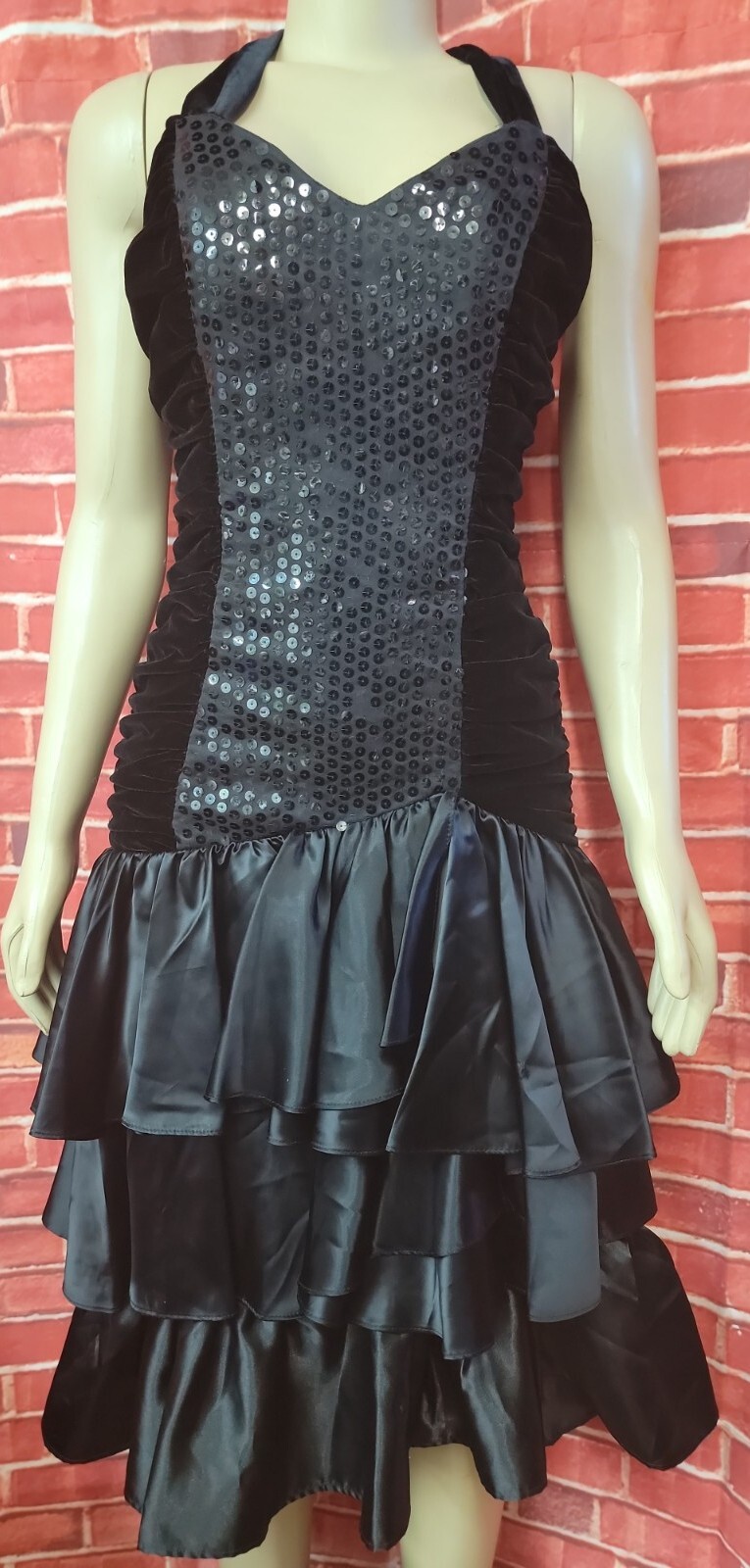 Vintage 80’s ILGWU ZUM ZUM Black Velvet/Satin Sequin Halter Party Dress 9/10 #11