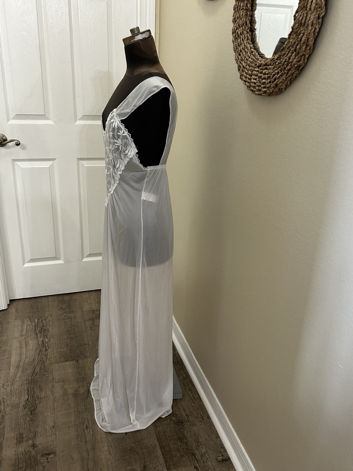 2 PC LATAISA Peignoir Nylon Chiffon Lace Nightgown Robe Set Wedding White NEW