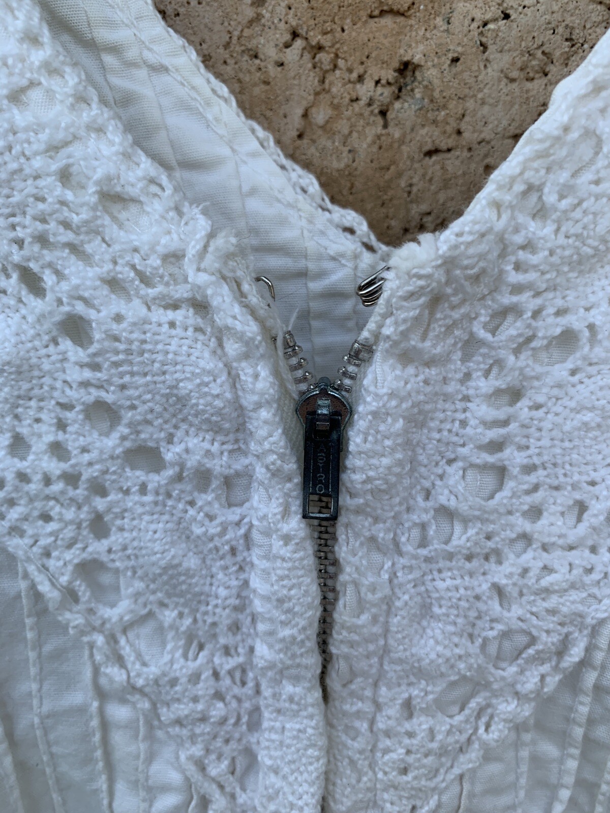 White Mexican Dress Metal Zipper Hippy Boho Peasant Hippie Chic vintage
