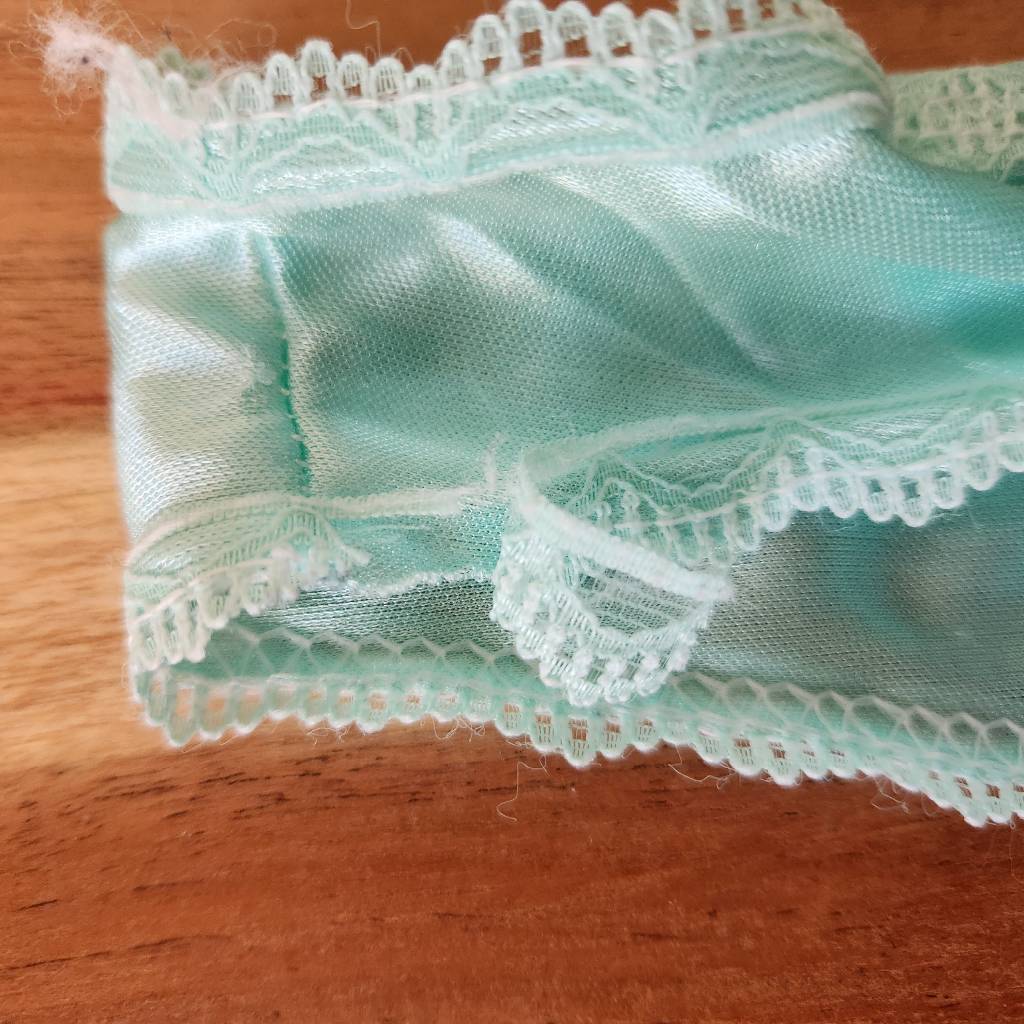 3 piece vintage Mint seafoam green robe nightgown and bottoms lace women’s S-M