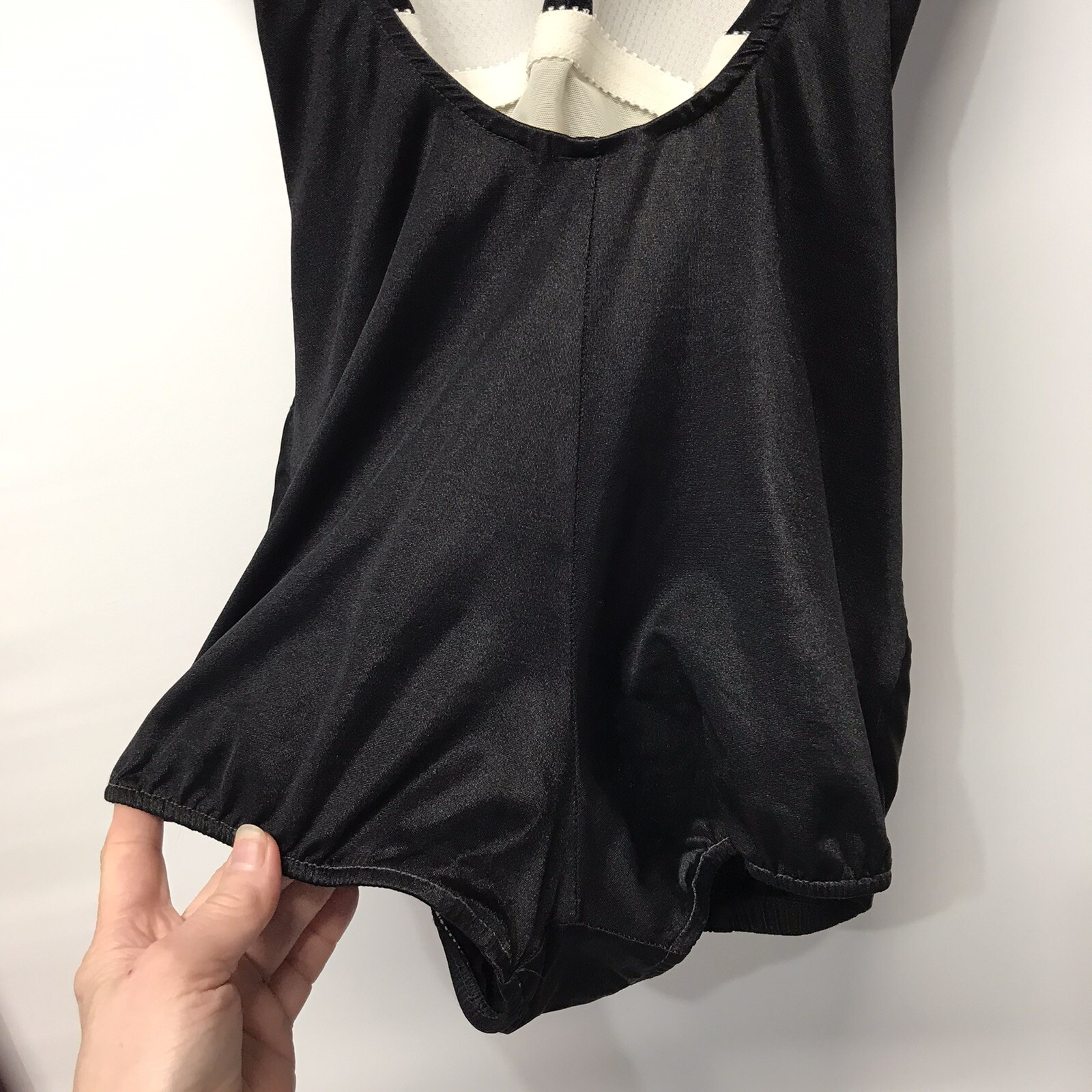 Vintage One PC Pin Up Style Black Bathing Suit Swimsuit Tummy Panel Padded SM
