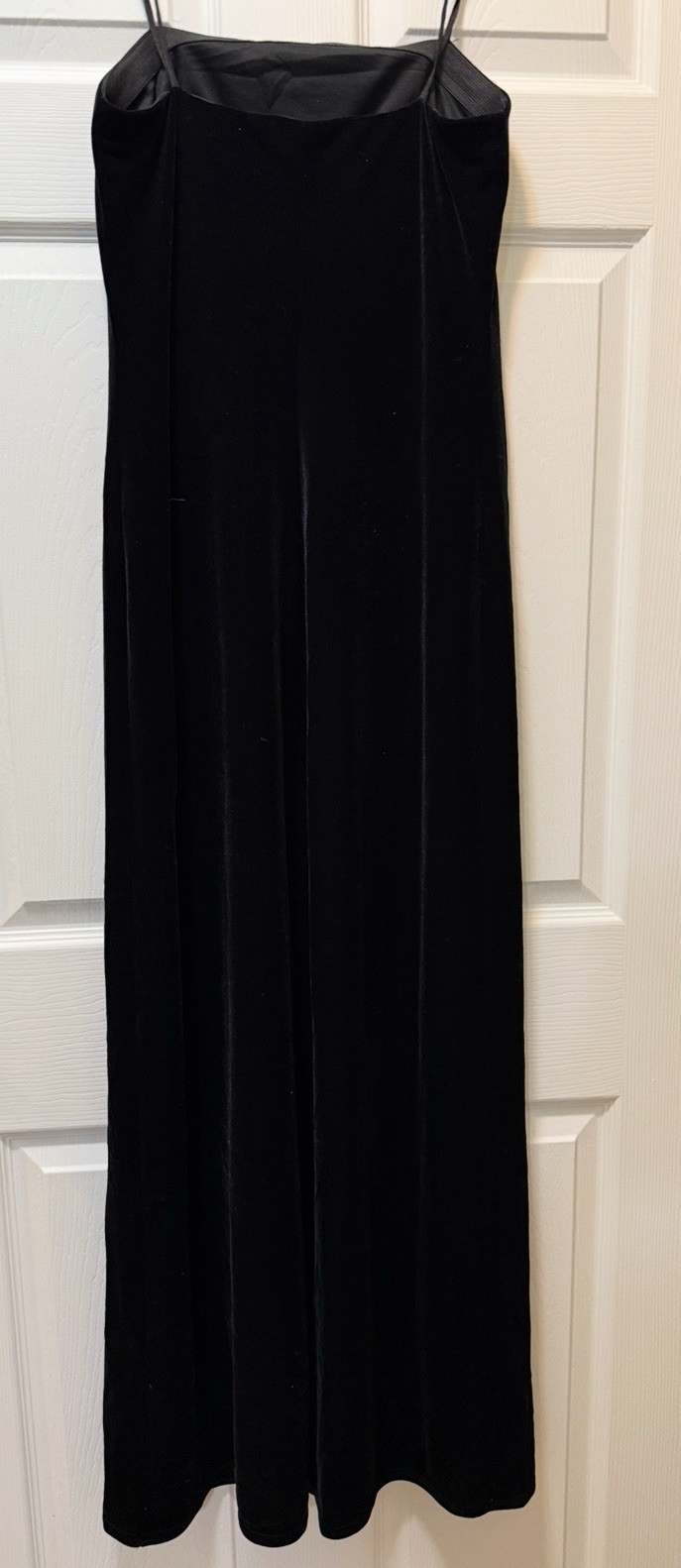 Onyx Nite Vintage 90s Sq. Neck Blk Velvet Spaghetti Strap Maxi Dress Whimsygoth