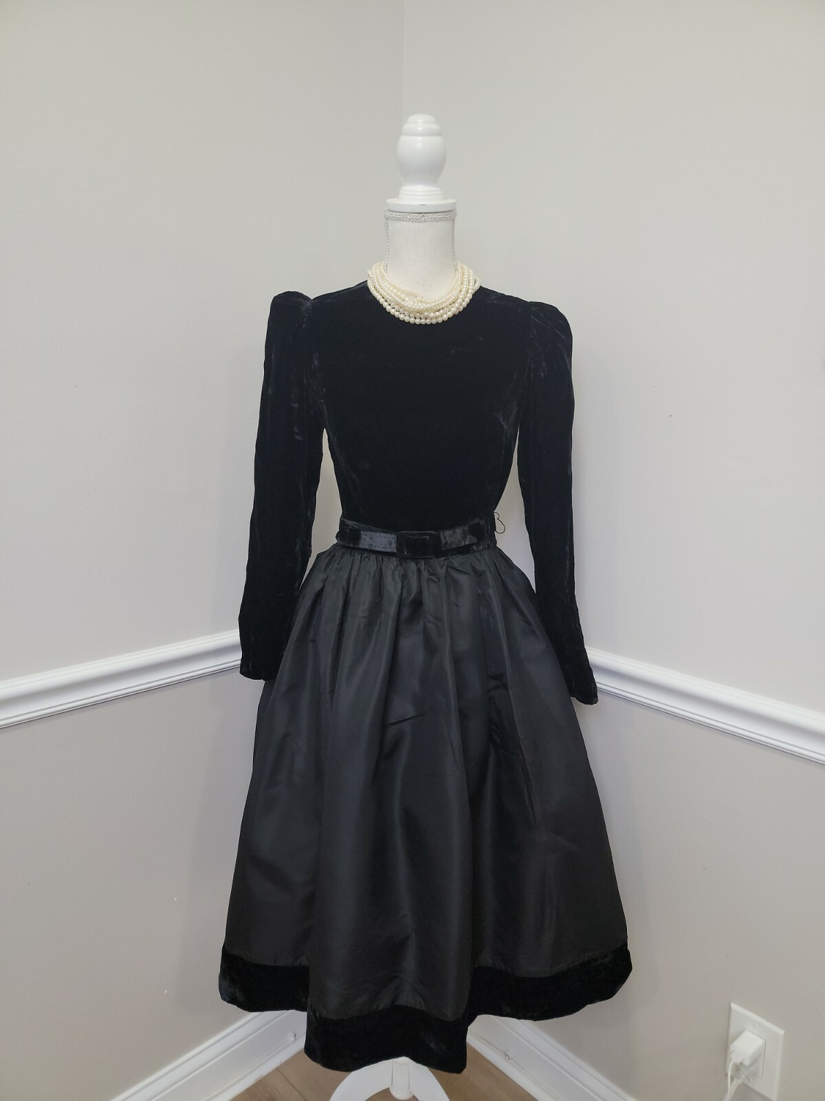 Vintage S.G.Gilbert Rockabilly Velvet/Taffeta Party Evening Dress