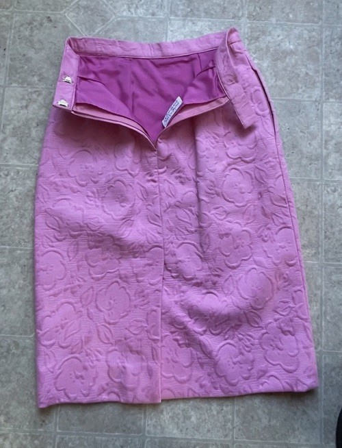 Vintage Don Caster Pink Embossed Floral Pencil Skirt Women’s 4 Barbiecore Midi