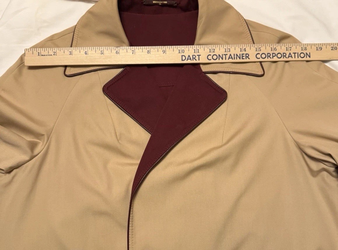 Vintage Eitenne Aigner Women’s 14 Reversible Car Coat Tan & Burgundy Hong Kong