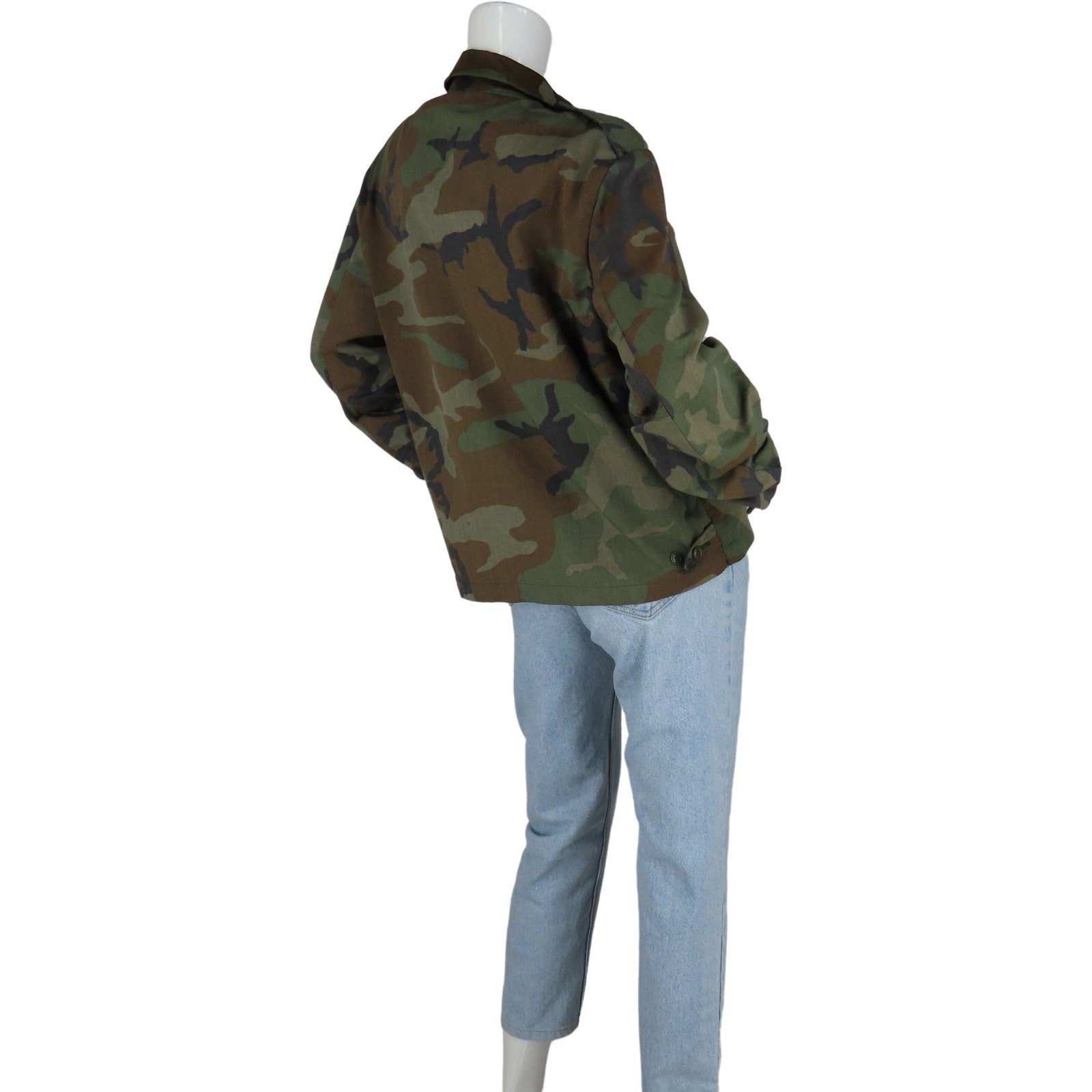Retro Camo Jacket: Urban Explorer & Military Chic