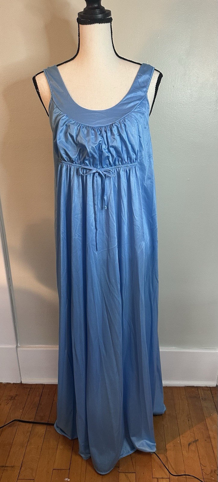 Vintage 60s Long Sleeveless Nightgown Empire Waist Size Medium Cornflower Blue