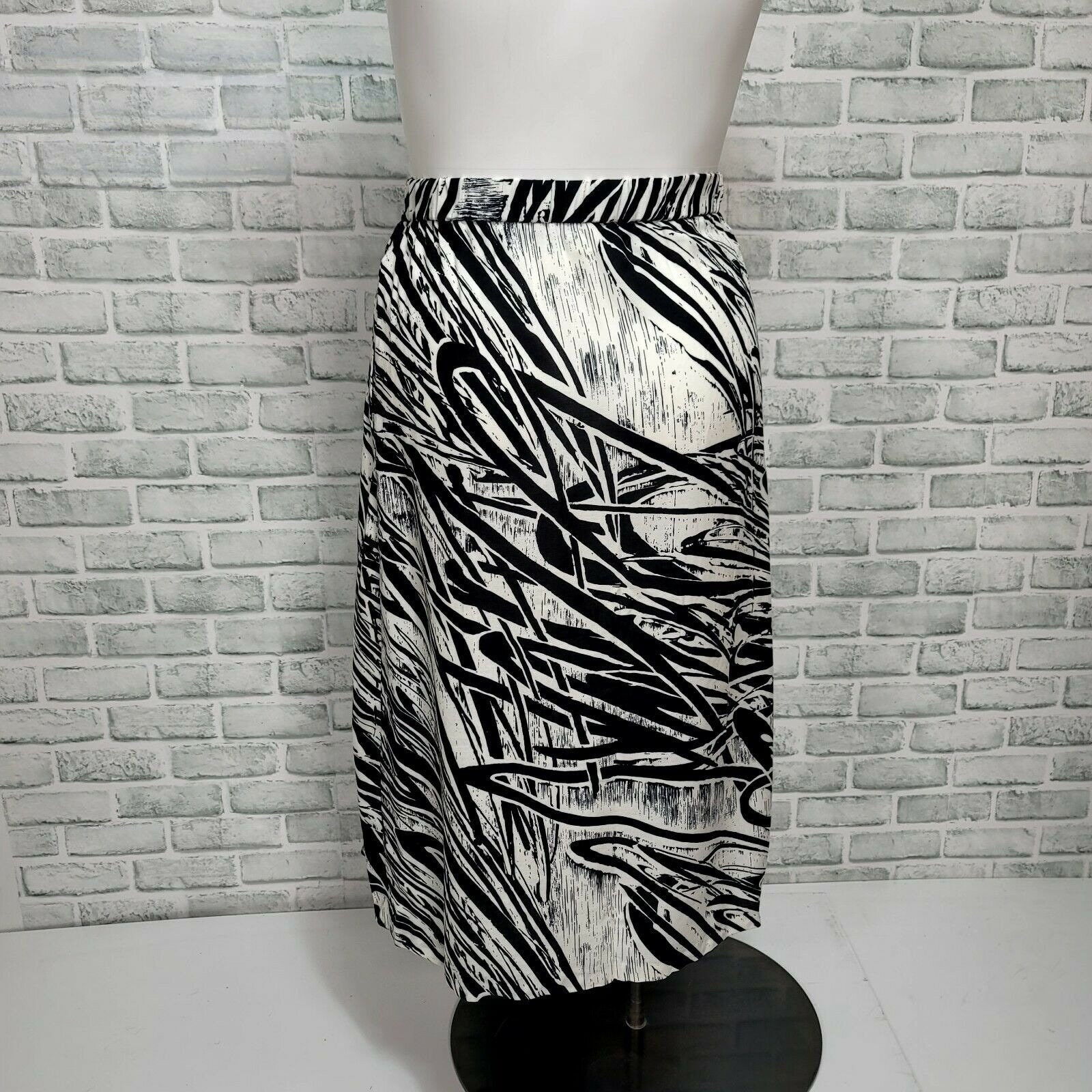 Vintage 80s Hunter Sportswear Skirt Black White Abstract Brushstroke Print Midi
