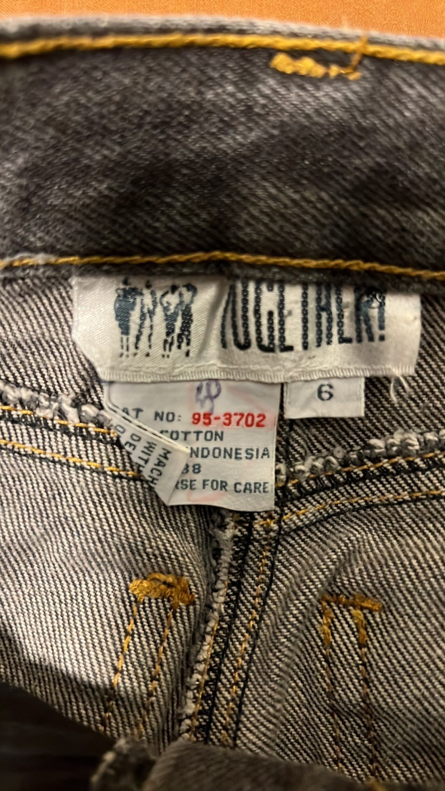 VTG 1990s Together! Mom Jeans size 6 / 26 x 29 Embroidered
