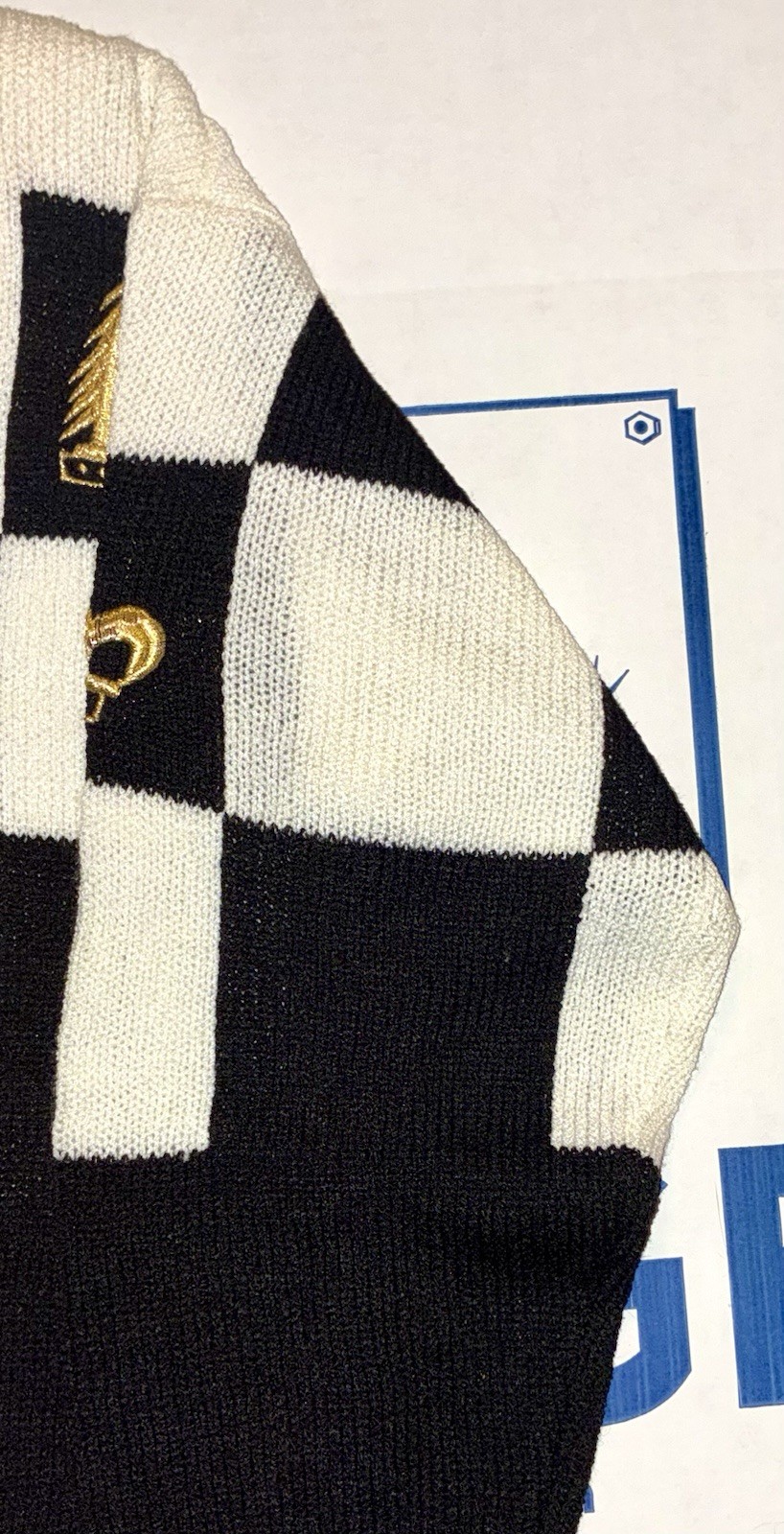 ANN WI VINTAGE 1980S CHESS THEMED BLACK WHITE & GOLD EMBROIDERED WOMENS SWEATER