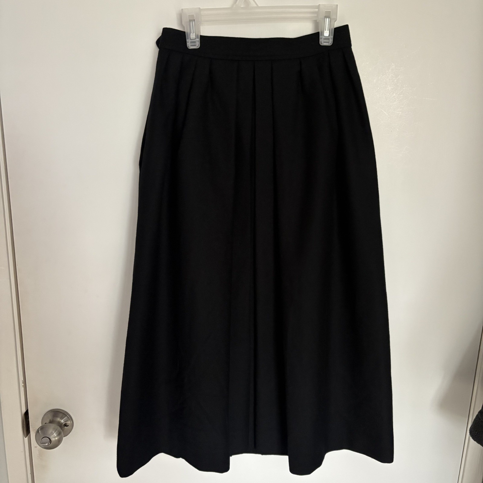 VINTAGE YSL YVES SAINT LAURENT RIVE GAUCHE BLACK WOOL SKIRT VINTAGE 1970’s 38