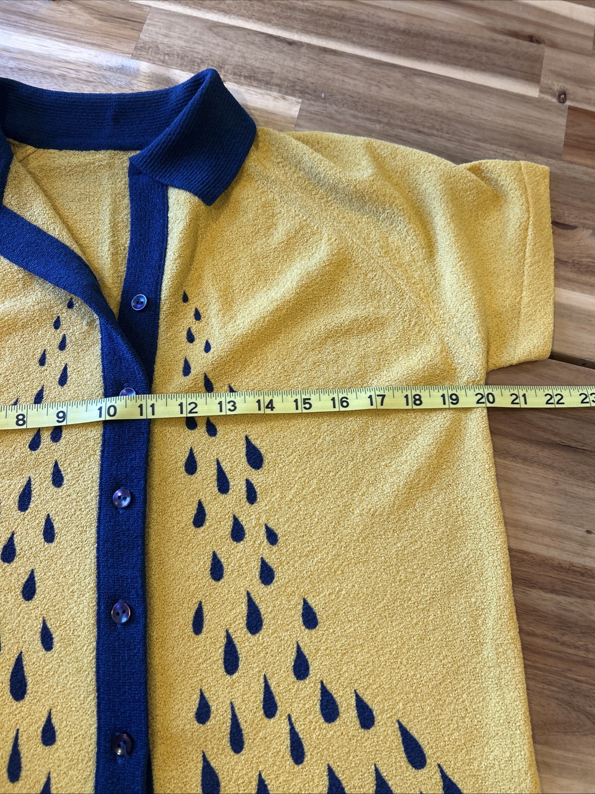 Vtg Talbott Traveler Women’s Two Piece Top & Skirt – Yellow W/ Navy Blue Drops