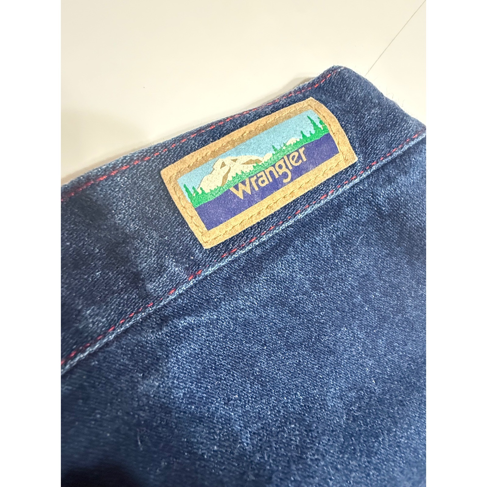 Vintage Wrangler High Waisted Pleated Jeans Dark Wash Red Stitch Made in USA