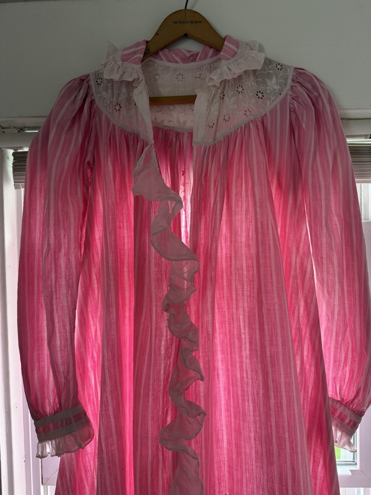 Antique Handmade Pink Striped Dressing Gown Robe In Heavy Cotton With Lace M