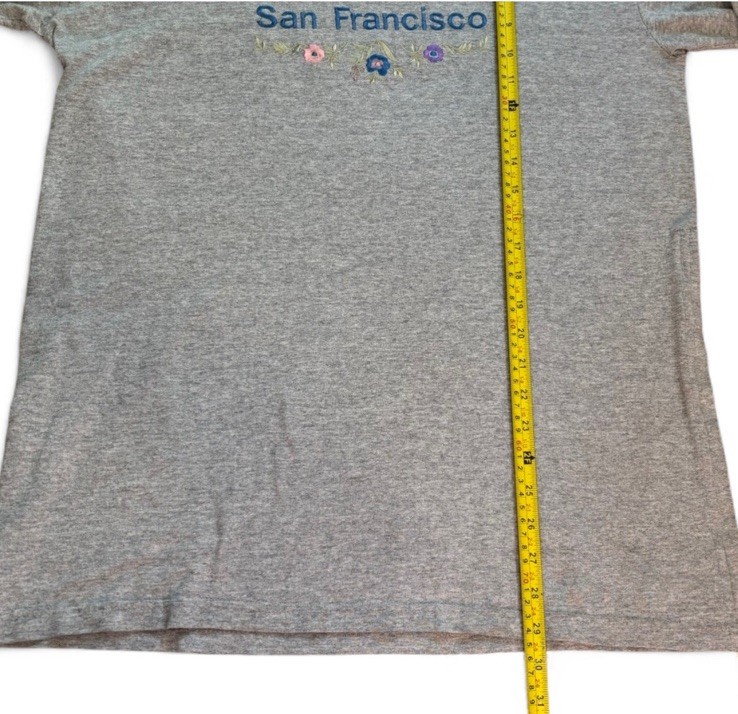 Vintage San Francisco Embroidered Gray T-Shirt w/ Buttons Made in USA Women Lg