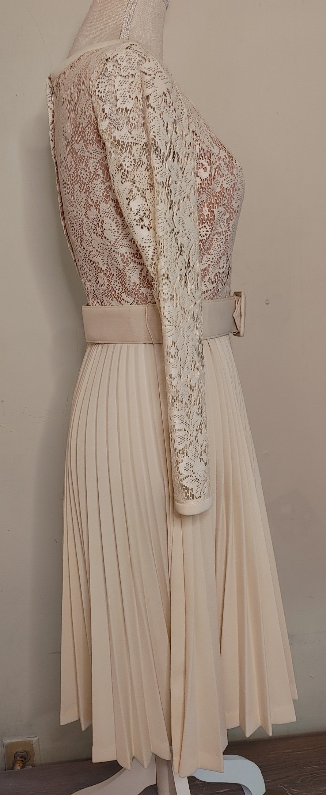 Vintage 70s Lace Pleated Skirt Dress JM Jack Marsee California Polyester Belted