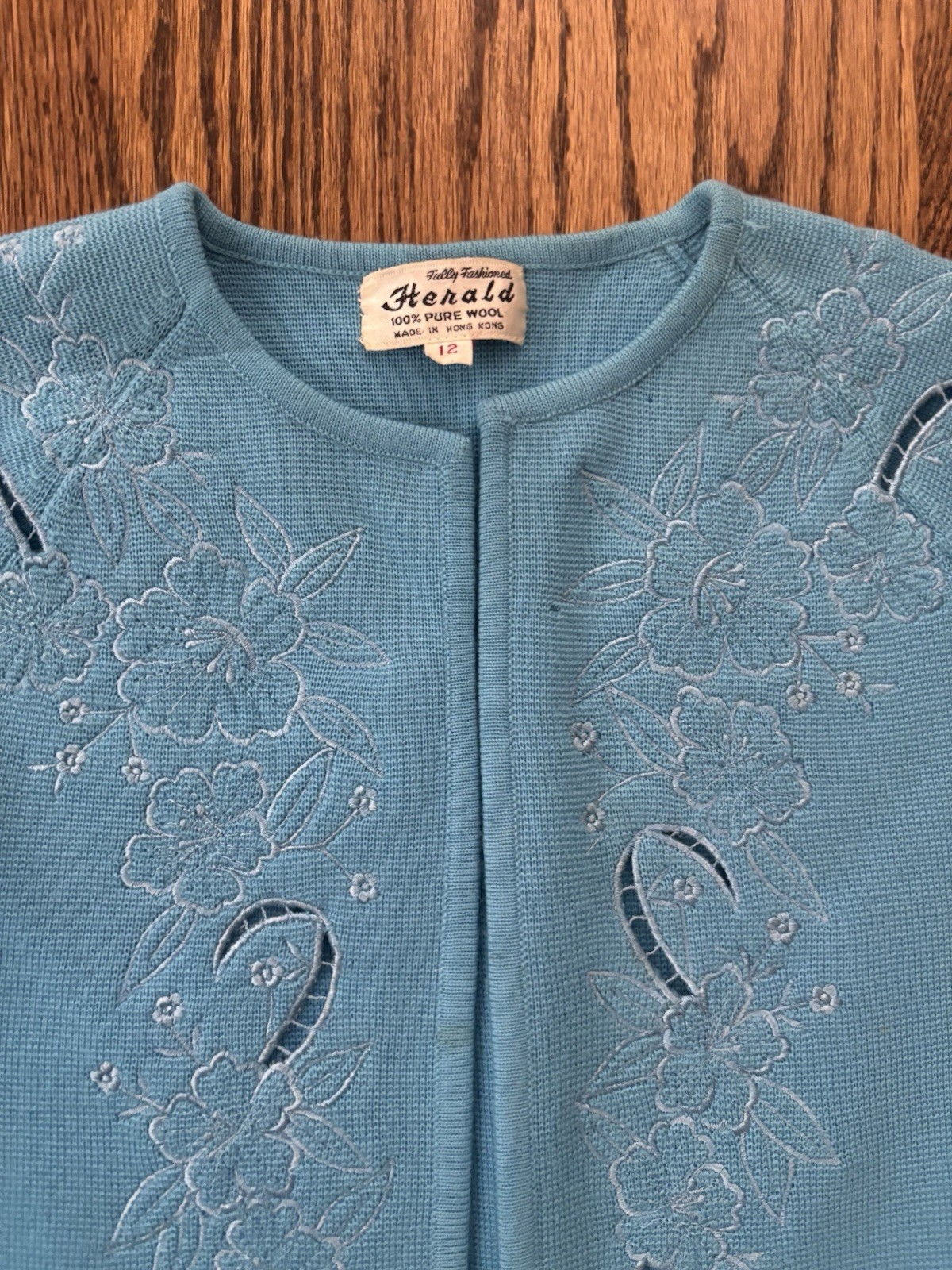 Vintage 1950’s 1970’s HERALD Hong Kong Boiled Wool Turquoise Sweater Cardigan M