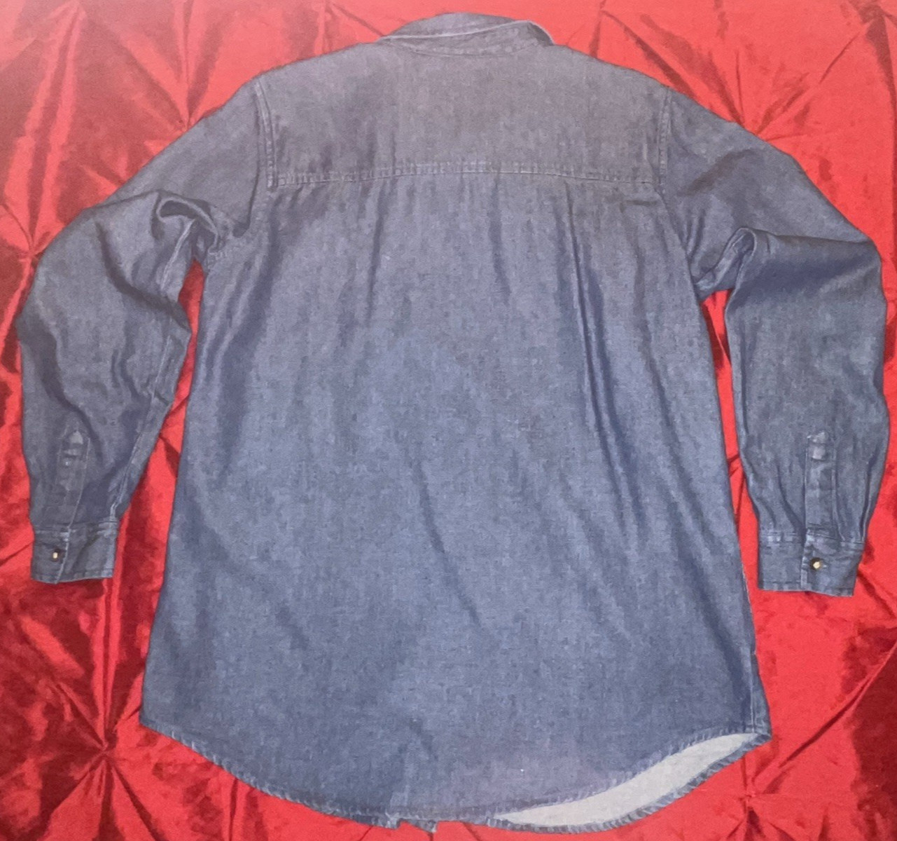 Vintage Bobbie Brooks Size Medium Blue Chambray Denim Button Up Embroidery