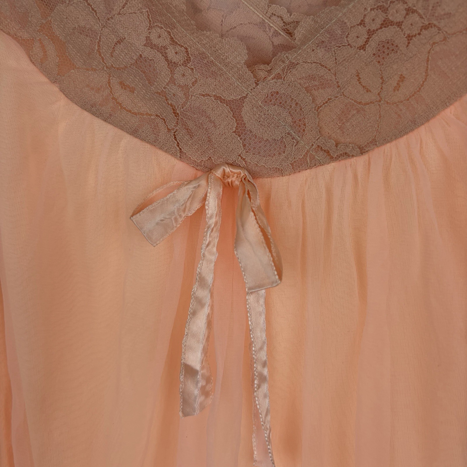 Vintage Babydoll Nightgown Womens Small Chiffon Nylon Lace Shift Dress Peach USA