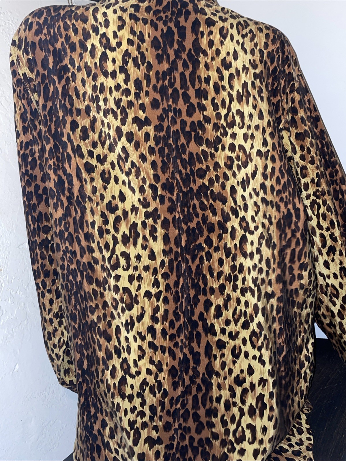 Vintage Leopard Print Blouse Size Large? Feels Like Silk