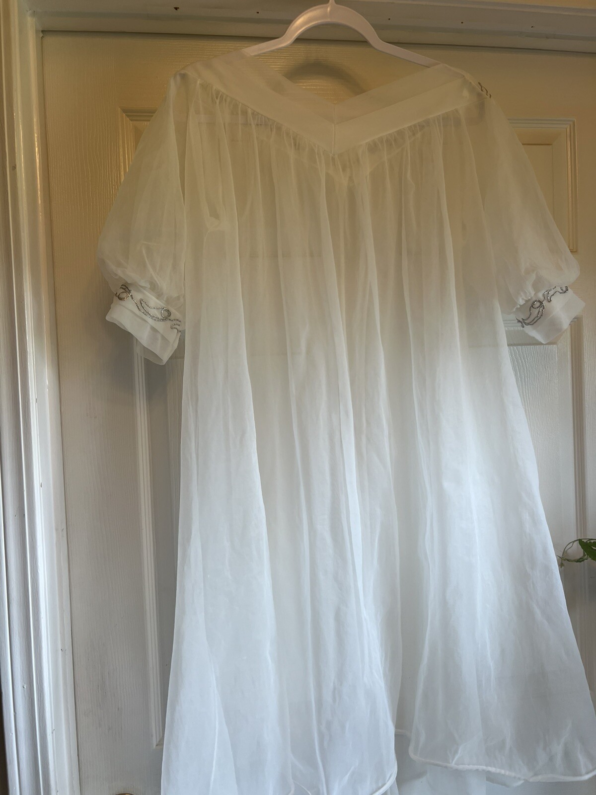 Vintage 60s(?) Pandora’s Lingerie Peignoir Bridal Chiffon Robe Size Medium