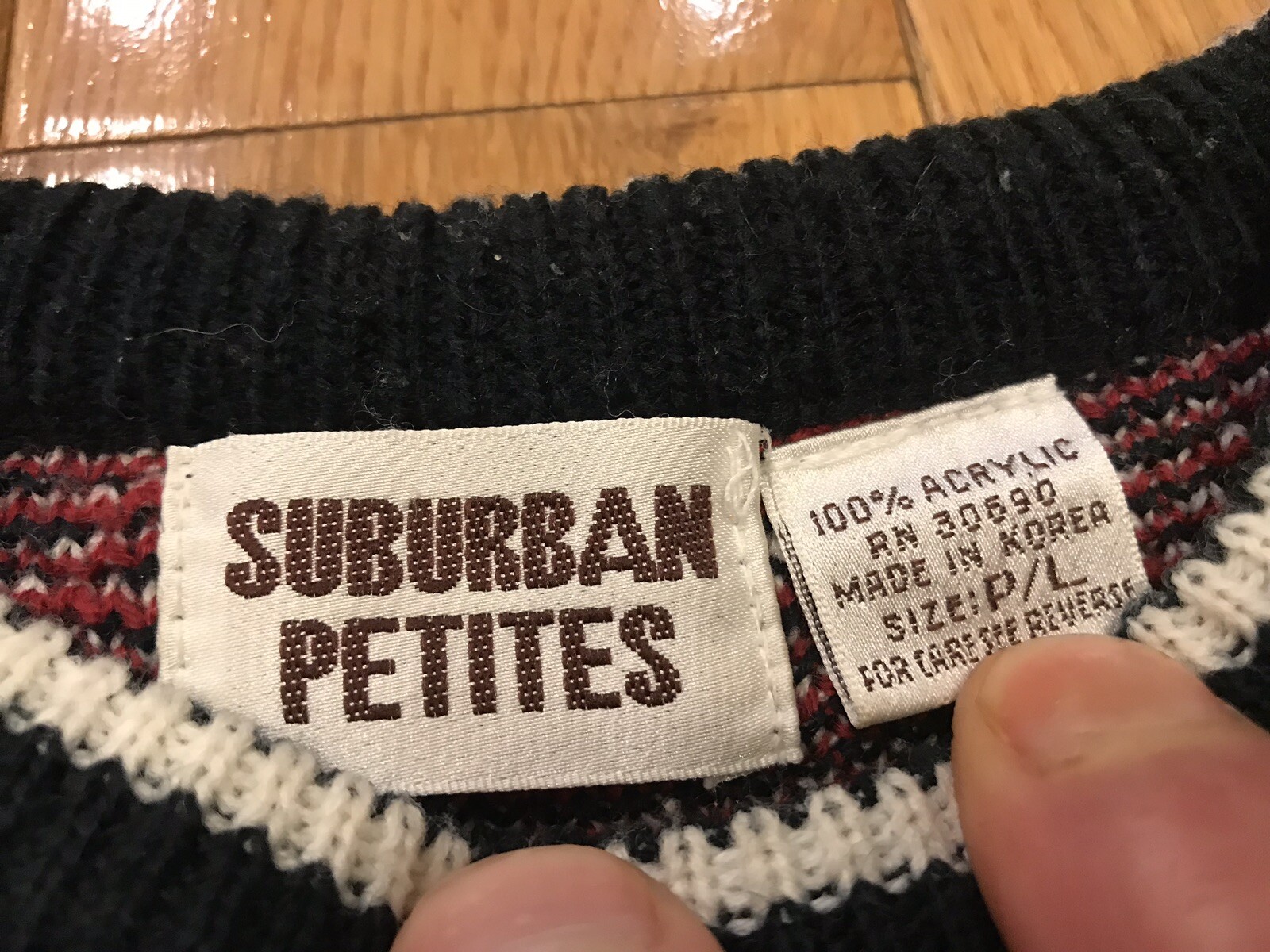 Vintage Suburban Petites Crewneck Sweater Red Black Geometric Pattern Large