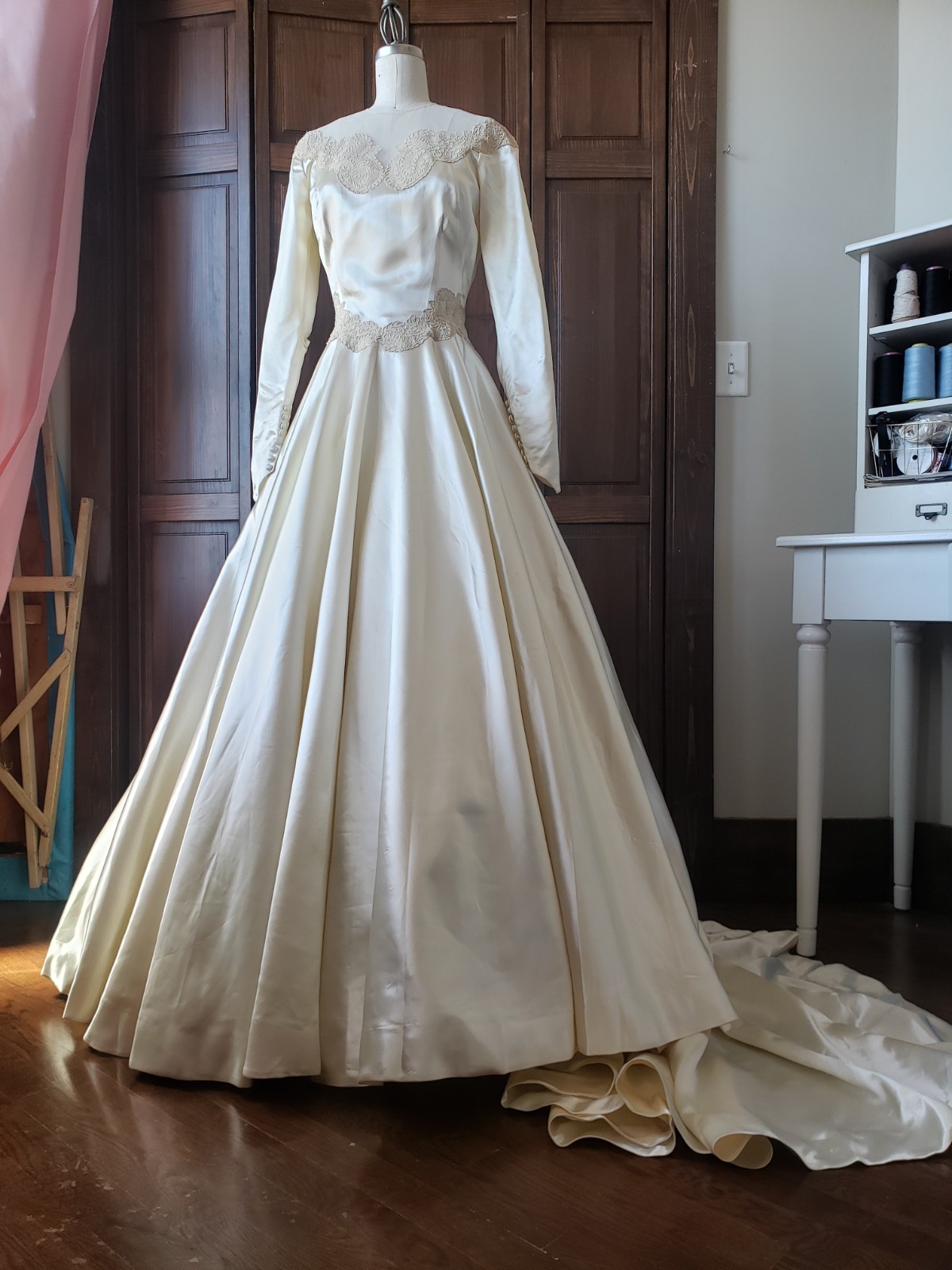1940s William Cahill Beverly Hills Liquid Satin Wedding Dress W/ Cathedral Train