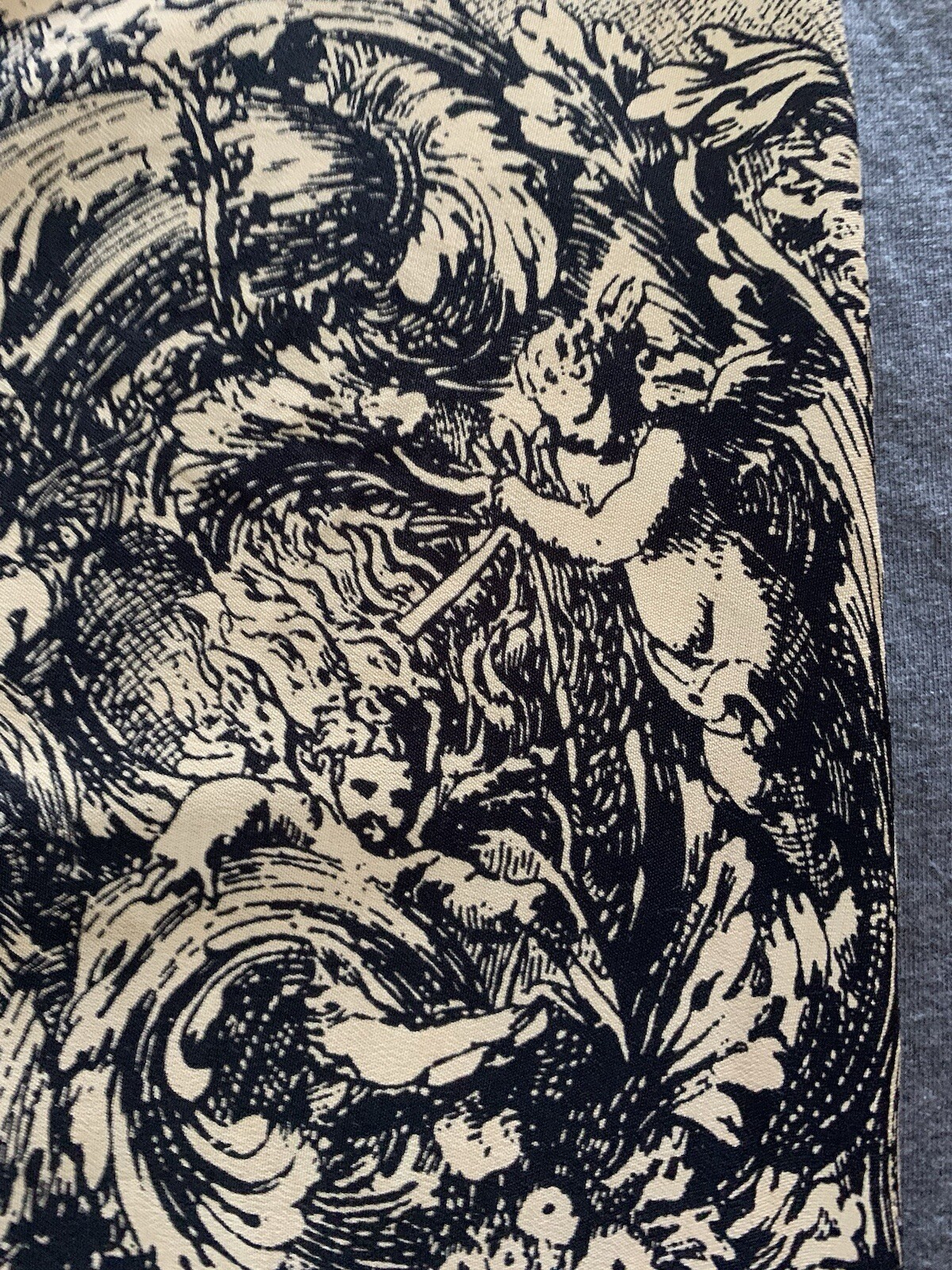 Vintage 80s Victorian Rococo Print Top Cherubs Cathedral Filigree Gothic Boho M