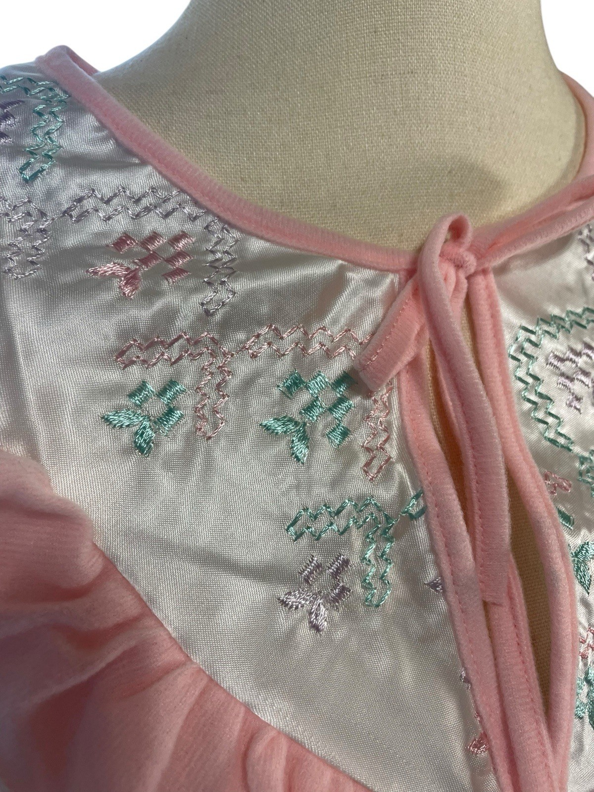 Vintage Stardust Pink Nightgown Large South West Embroidery Lace Long Sleeve New