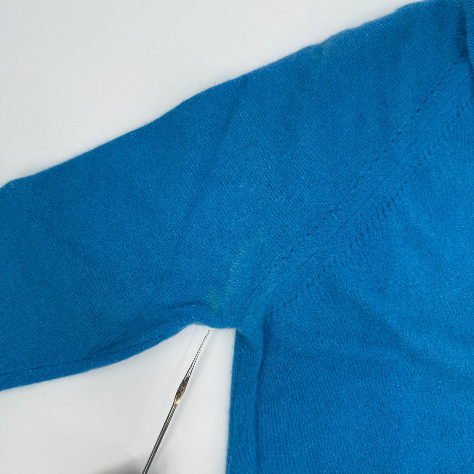 Vintage 60s 70s Loubella Knits Blue Pointelle Lambswool Fur Knit Sweater Collar