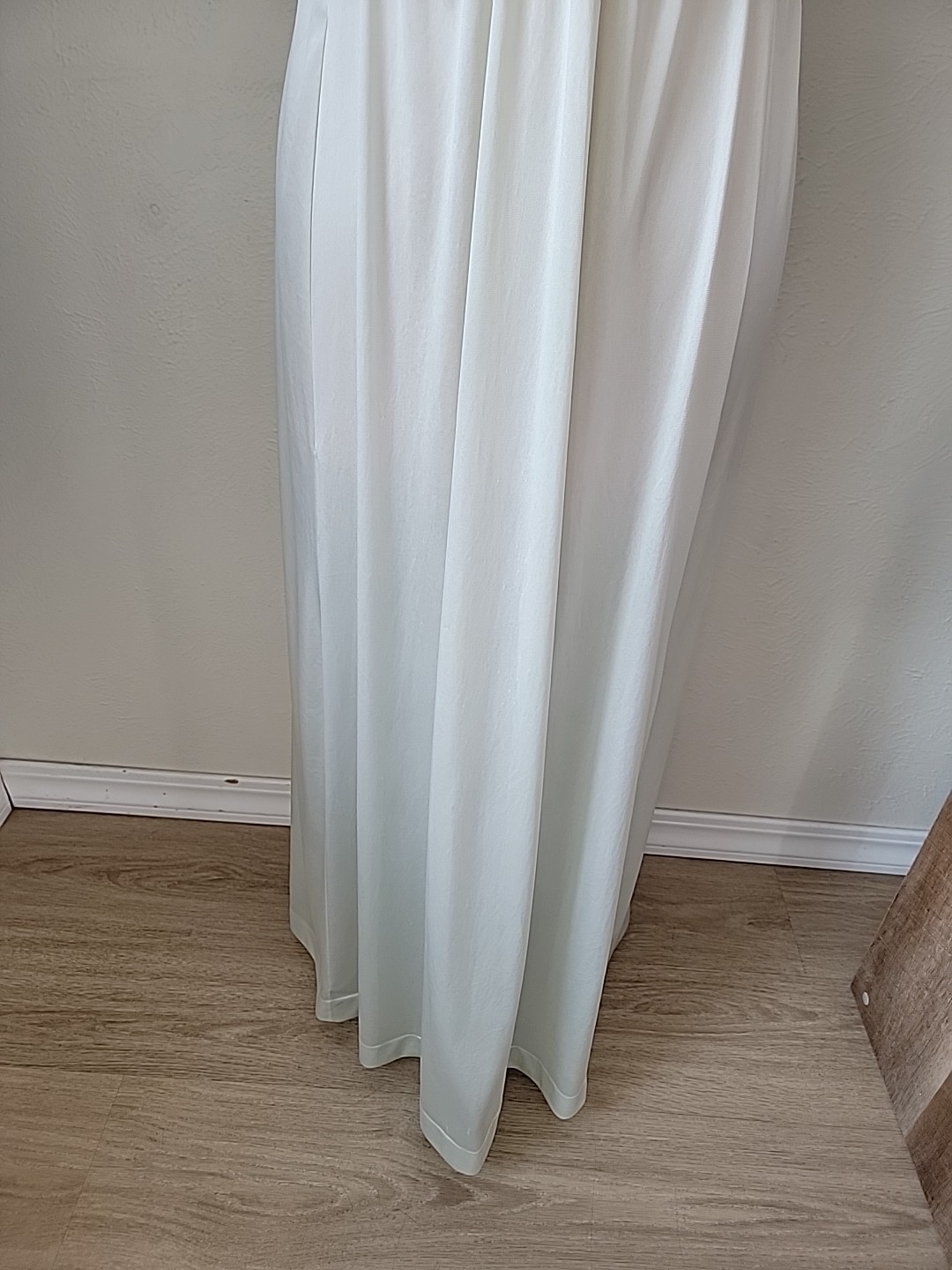 Vintage 1960’s Satin Nightgown Pale Green Empire Waist Tied Back Vanity Fair 36