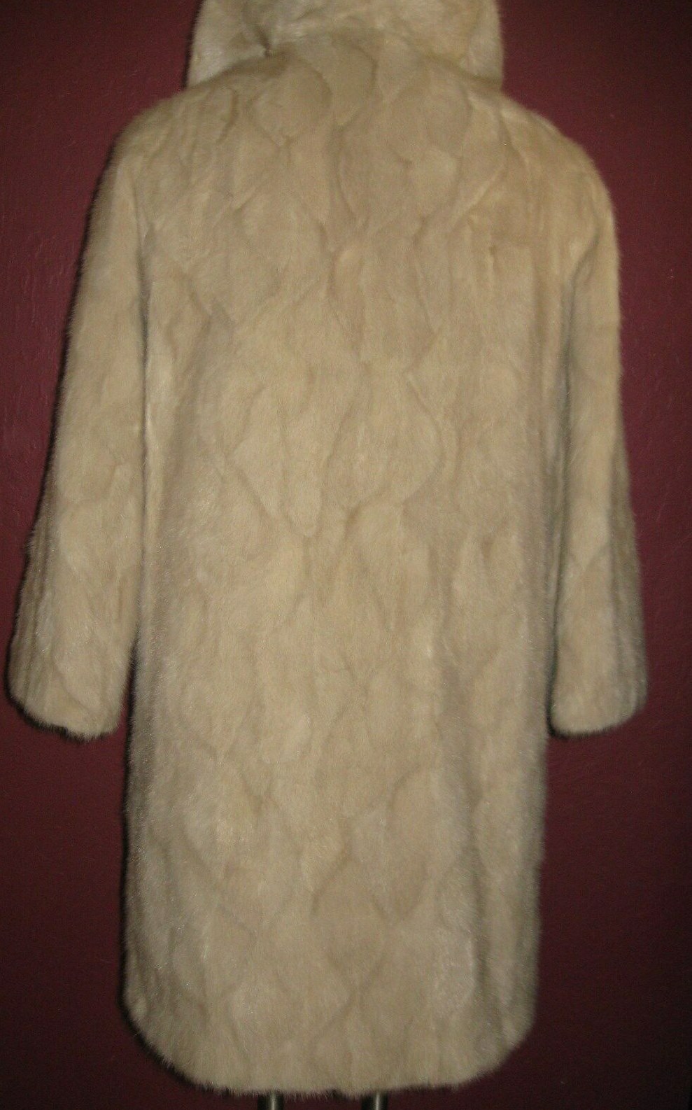 Vintage Mink Coat Lush Honey Blonde Sleek Fit Classic Glamour Designer 1960 SALE