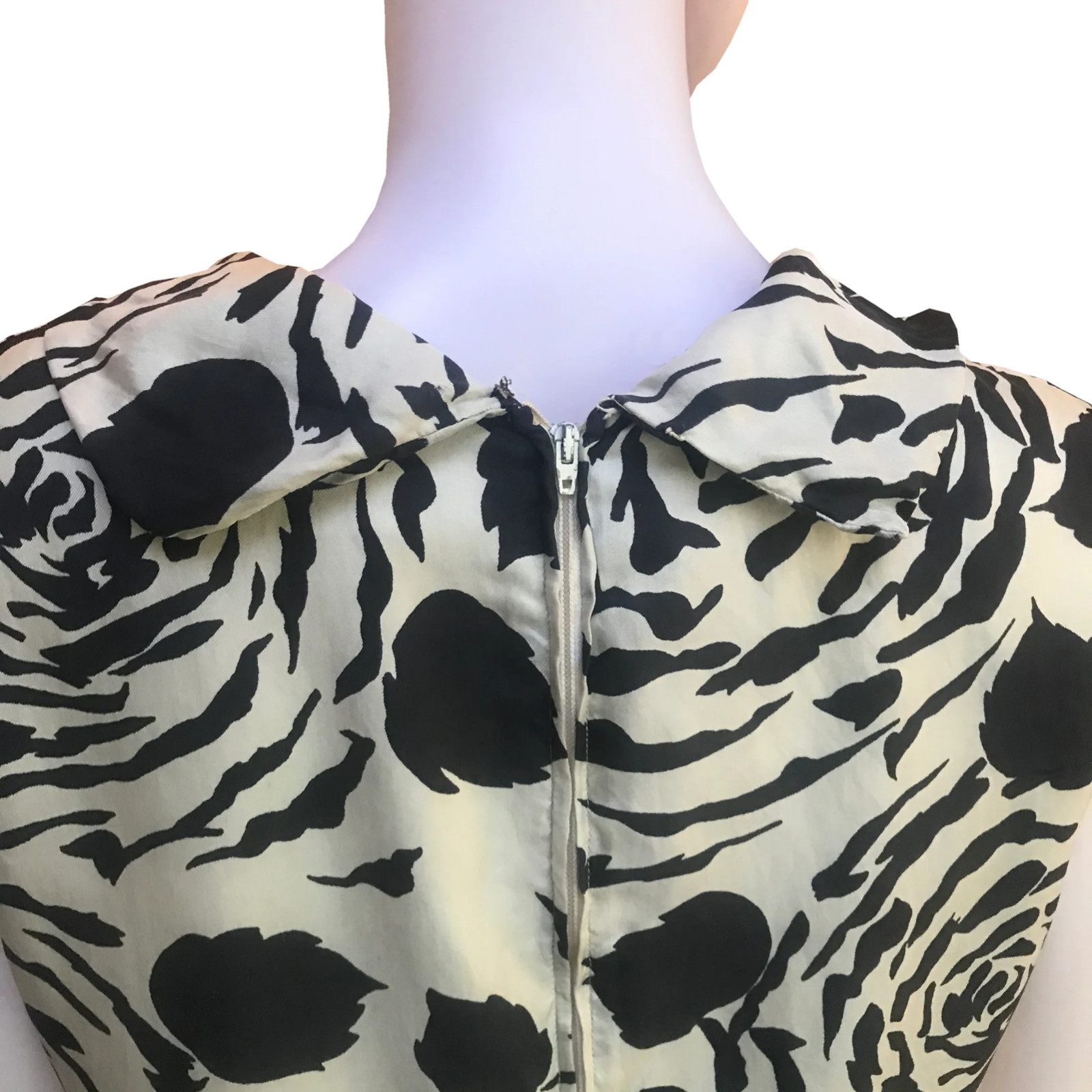 Vintage 1960s Raw Silk Sleeveless Sheath Cowl Neck Floral Print Size L