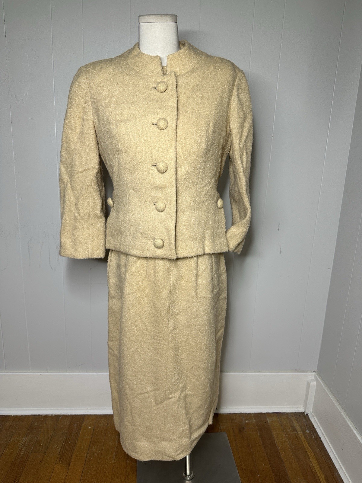 Vintage 1950s Nubby Boucle 3 Piece Neutral Suit Set