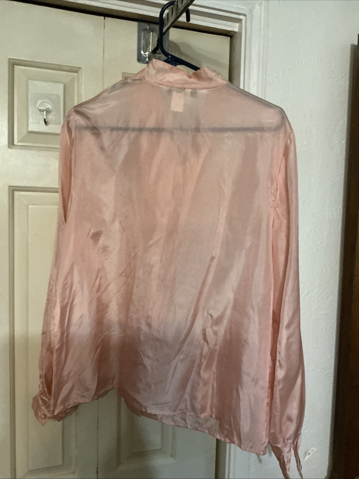 Vintage Late 60s Mr Blackwell Women’s Silk Blouse. Size 40. Excellent Condition.