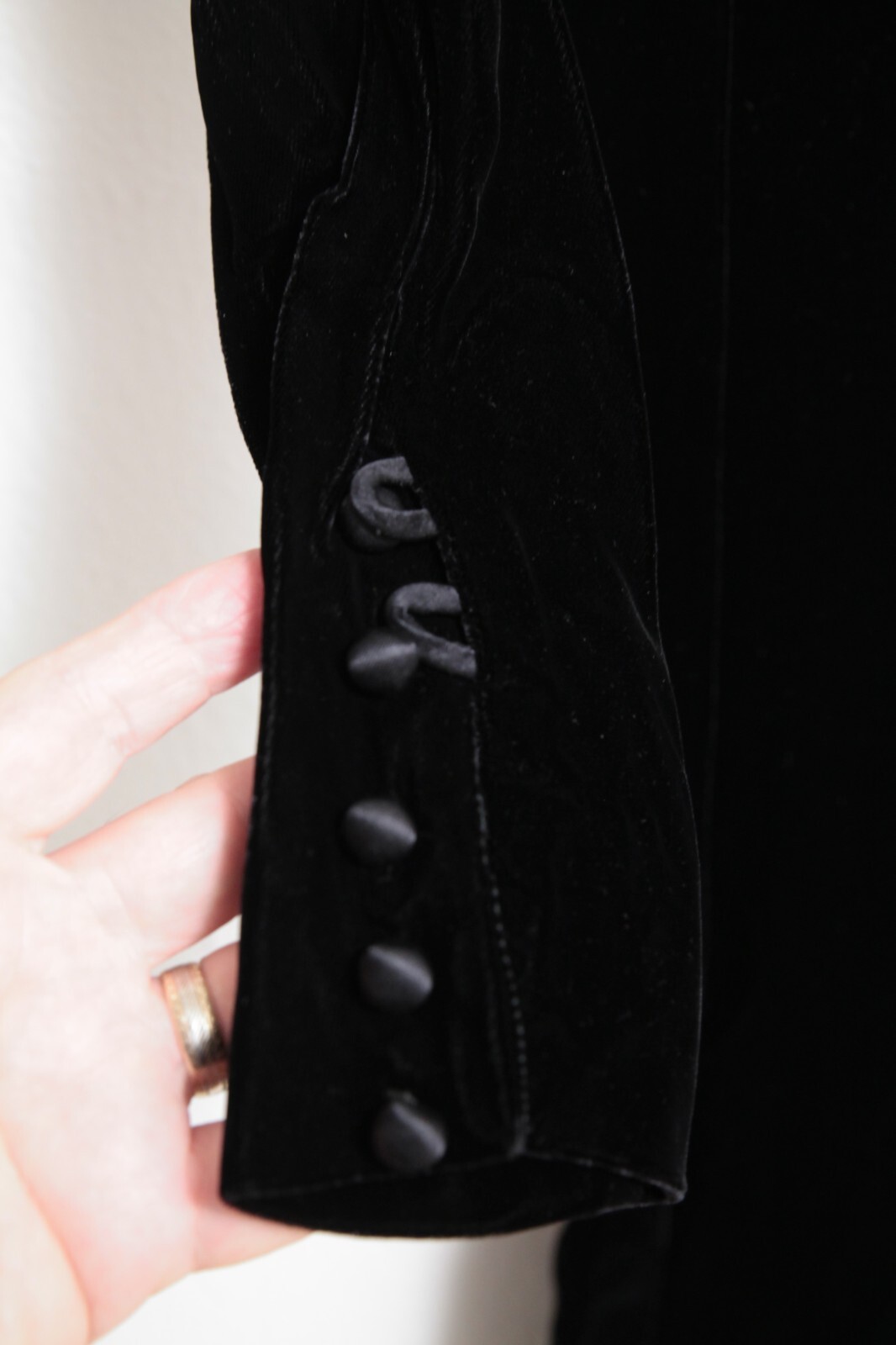 Vintage I. Magnin Black Velvet Dress Zipper Button Sleeves Empire Waist Size Sm