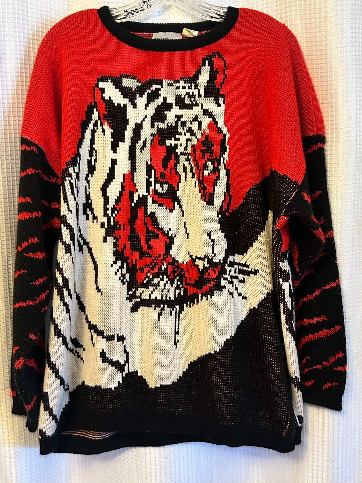 VTG Venezia Tiger Sweater Red Black White OSFA 80s 90s Grandmacore