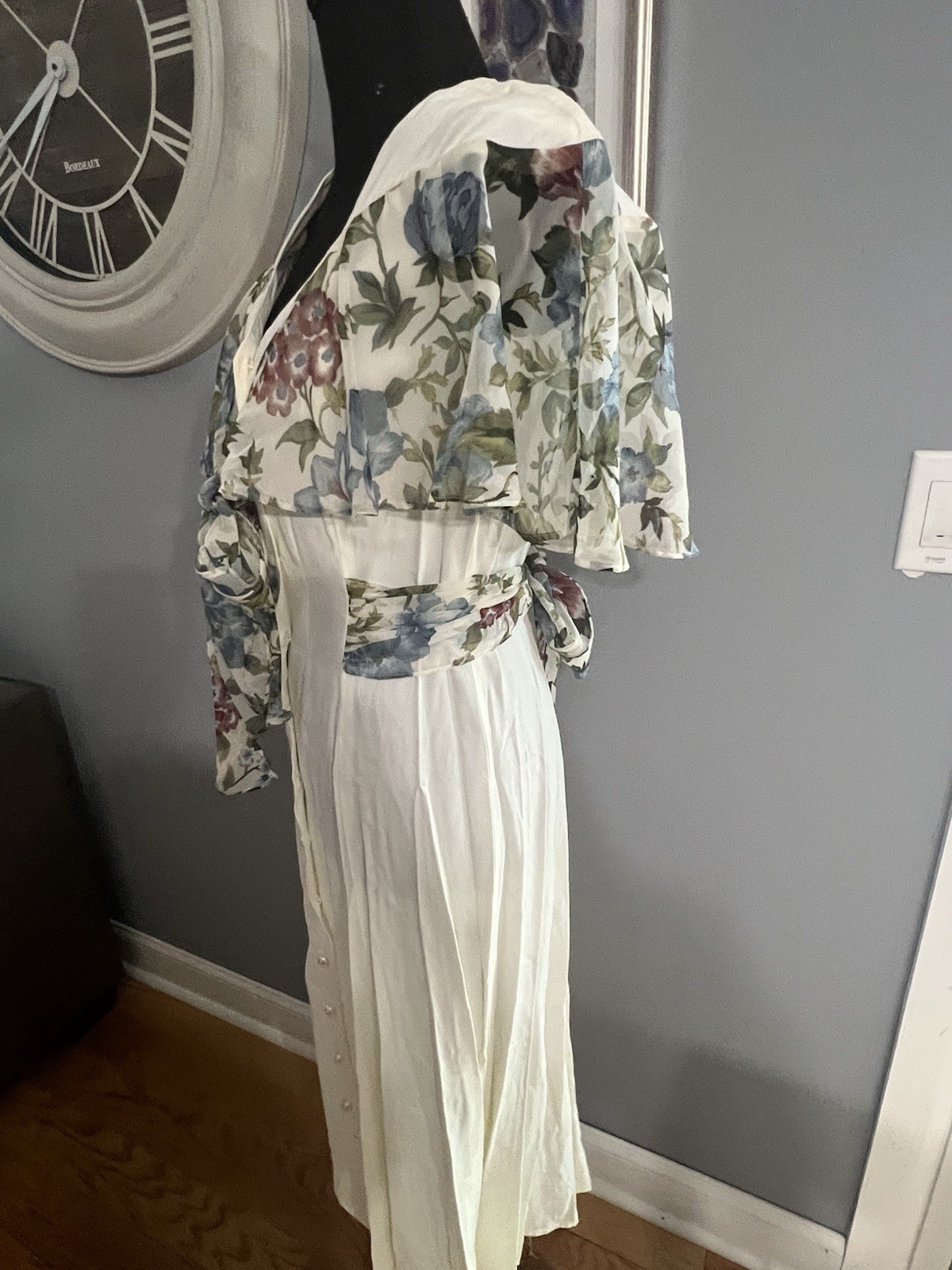 DBY | Off White & Floral Dress | Size 3