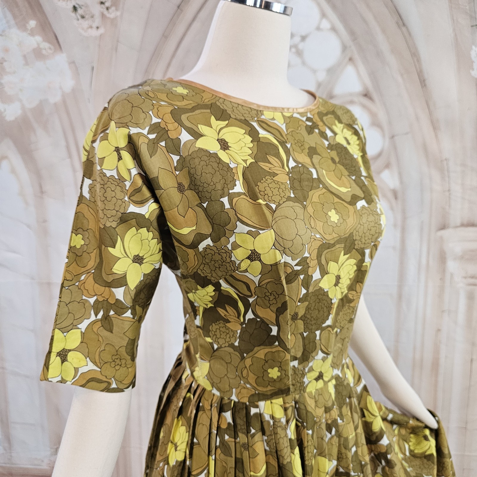Vintage 1960’s Dress Mod Swing Half Sleeve Fit and Flare Bohemian Mustard Floral