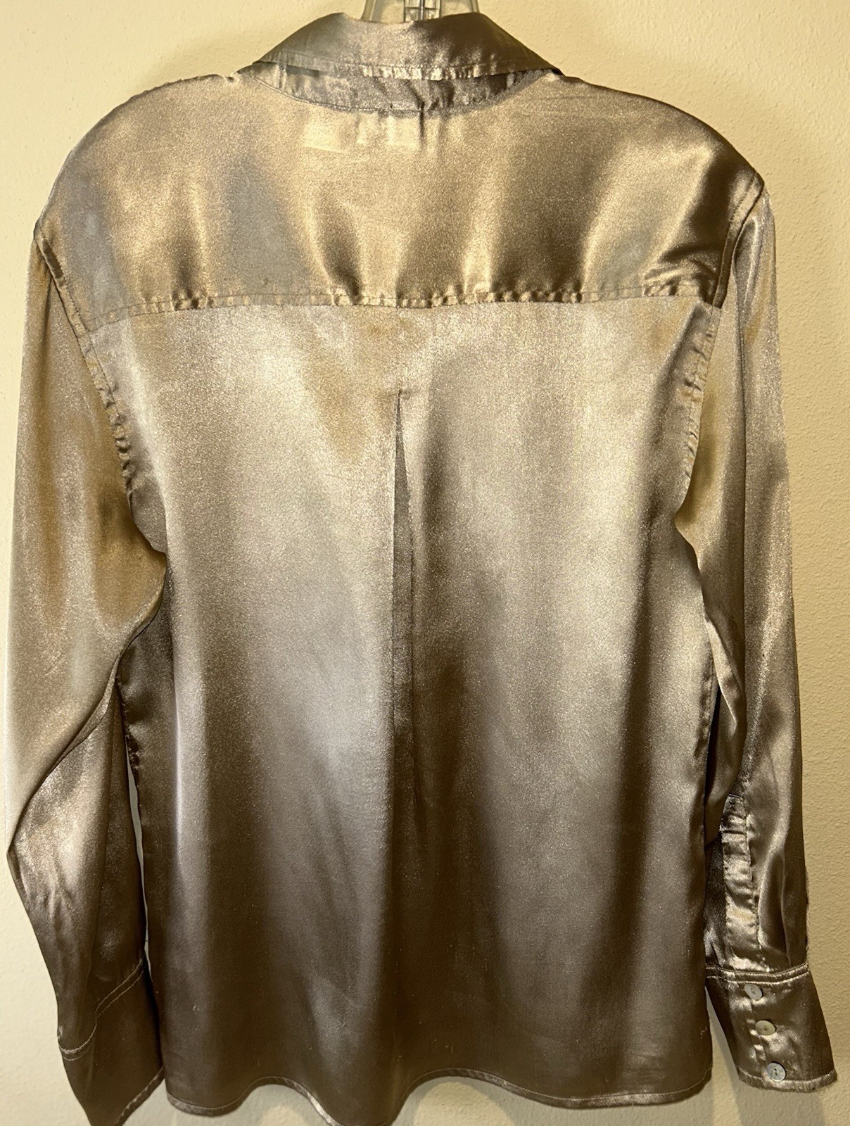 Newport News Vintage Silky Satin Gold Champagne Button Down Blouse 8 Mobwife 90s