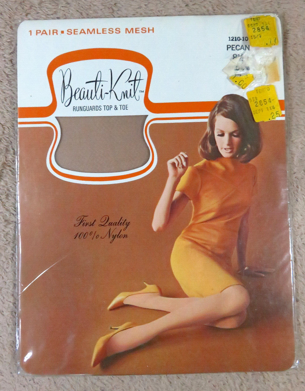 1 Pair – Vtg Beauti-Knit Seamless Mesh Nylon Stockings PECAN / Sz. 8 1/2
