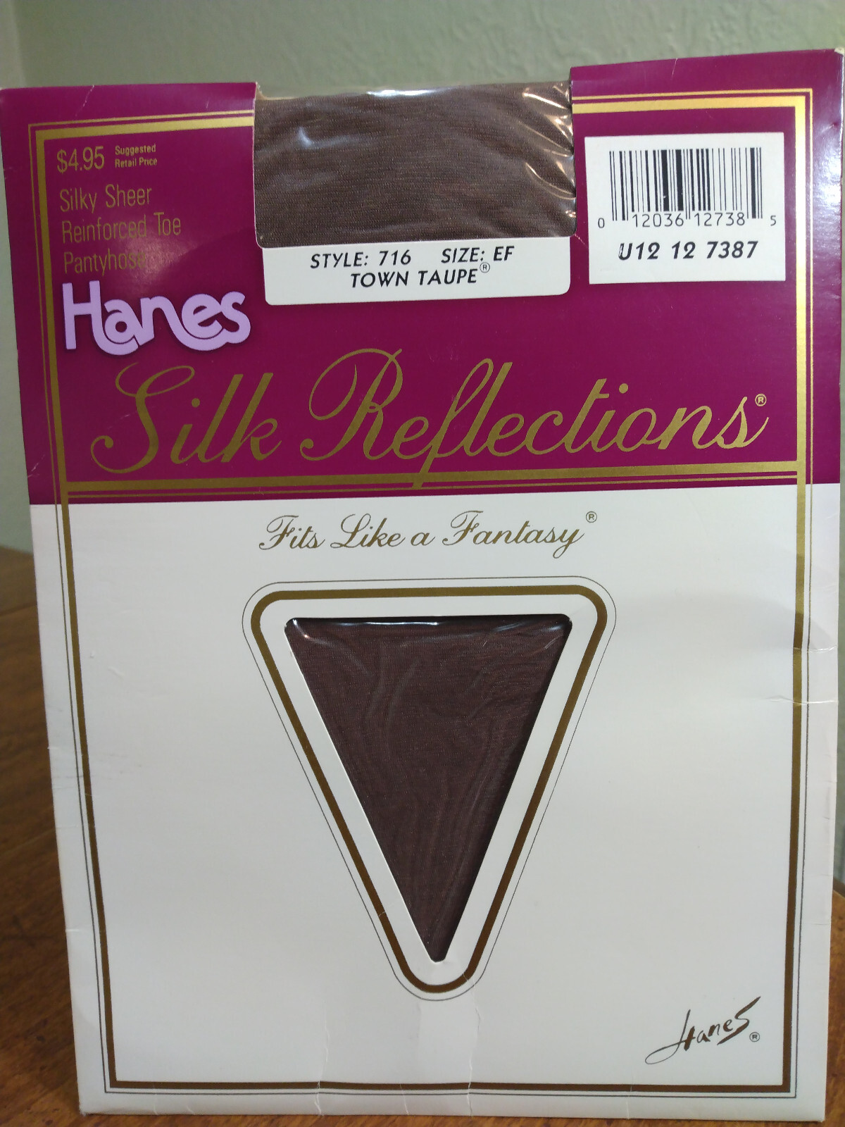 VTG Hanes Silk Reflections Pantyhose Style 716 EF Town Taupe Reinforced Toe NOS